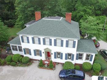 Oak Manor Inn Hartsville Extérieur photo